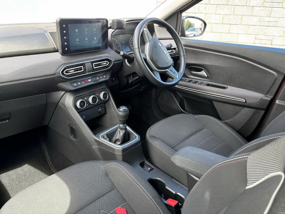 Dacia Jogger EXTREME SE TCE 110 NBI - Image 3