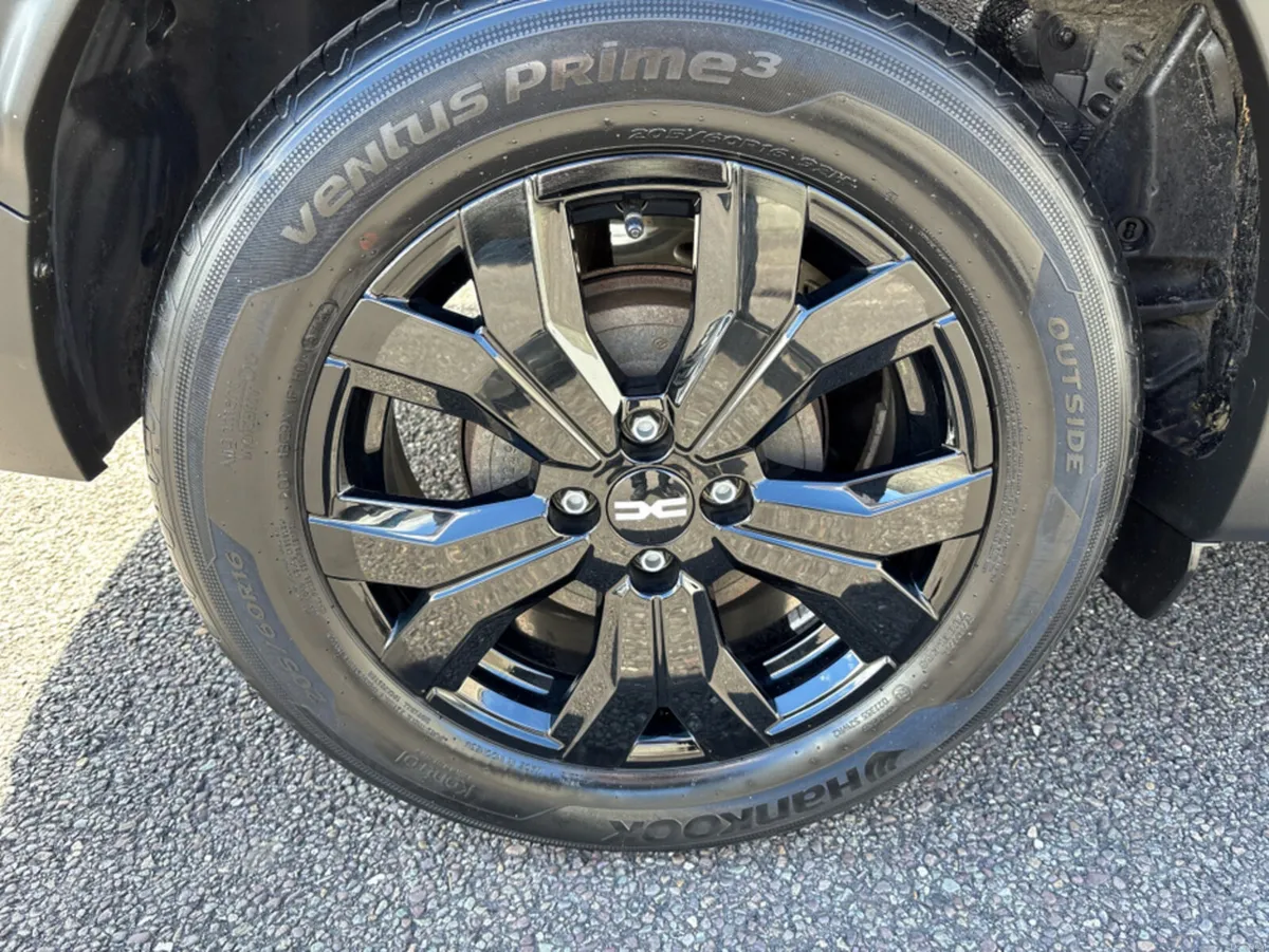Dacia Jogger EXTREME SE TCE 110 NBI - Image 4