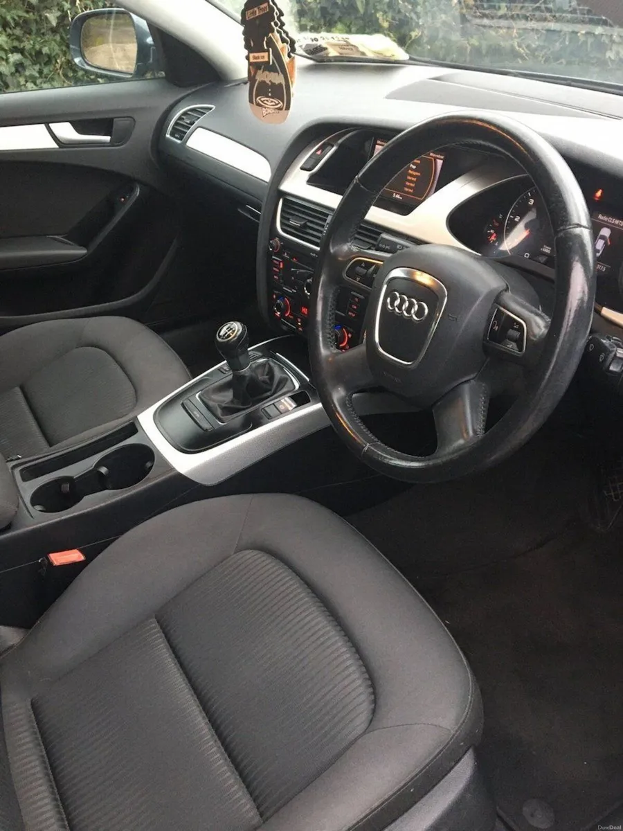 Audi A4 2009 2.0 TDi SE 143ps Start/Stop - Image 4