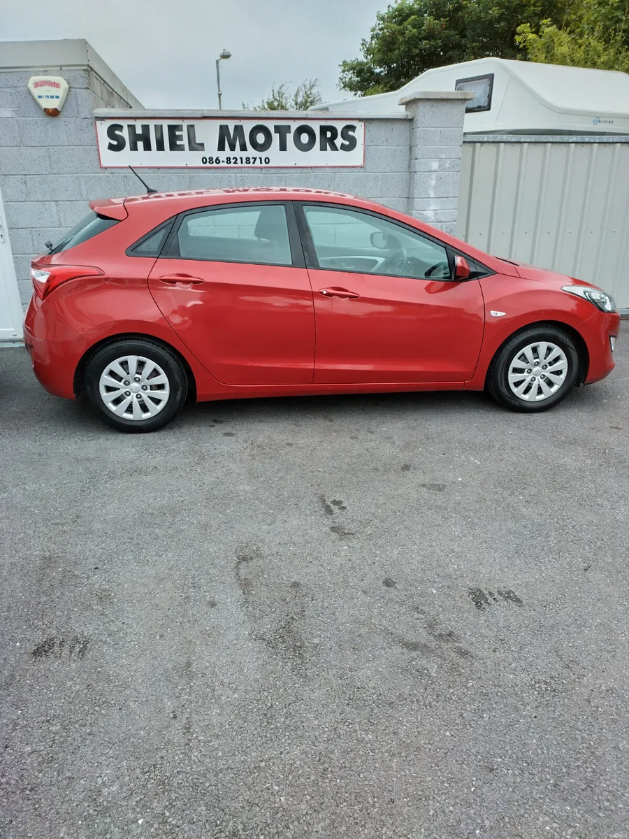 2015  HYUNDAI I30 DIESEL MANUAL - Image 1