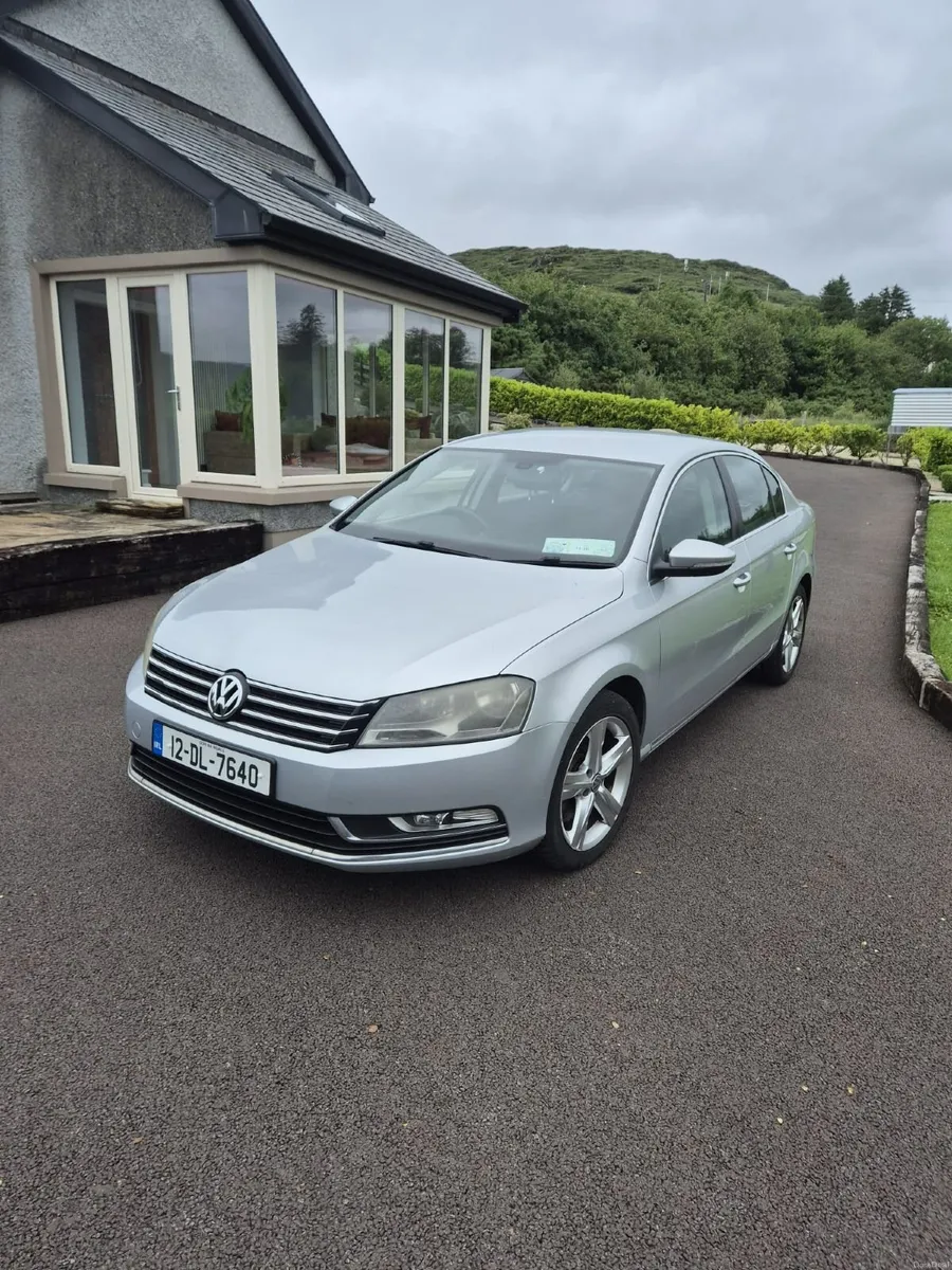 Volkswagen Passat 2012 - Image 1