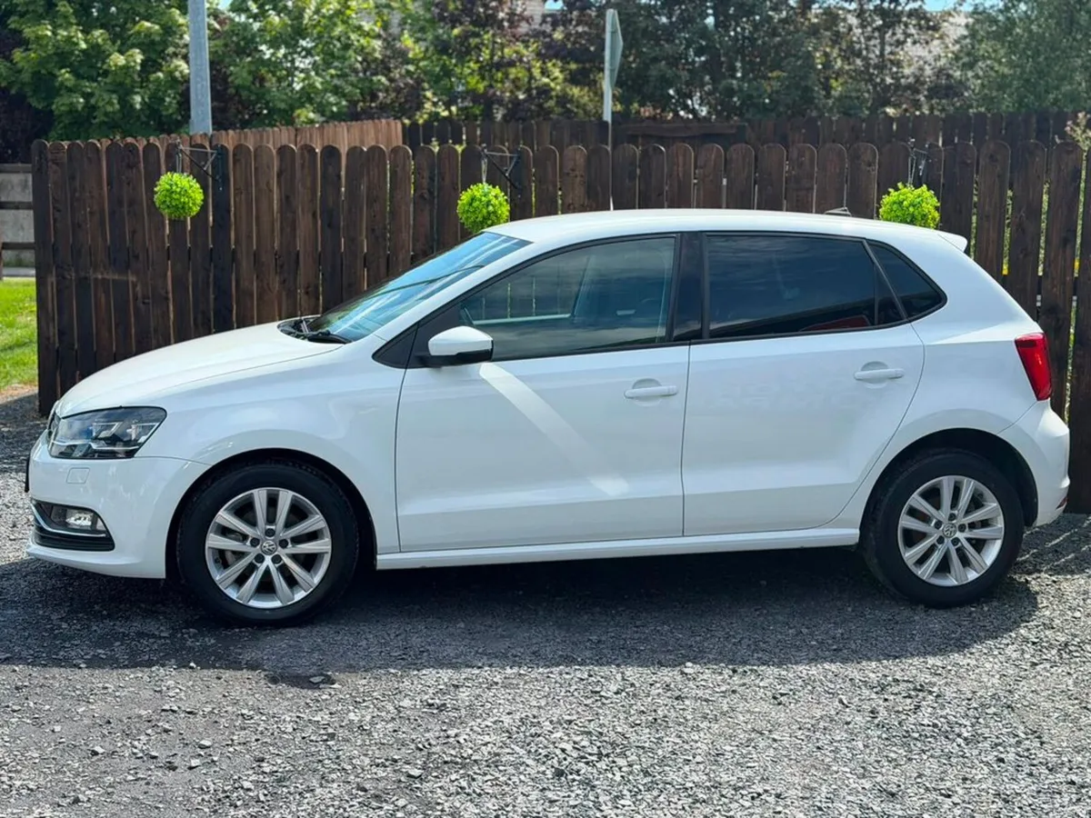 Volkswagen Polo AUTO - LOW KMS - Image 4