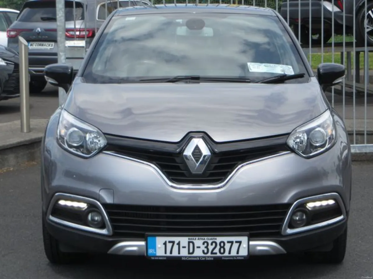 Renault Captur SIGNATURE 1.5 DCI , HIGH SPEC, LOW - Image 2