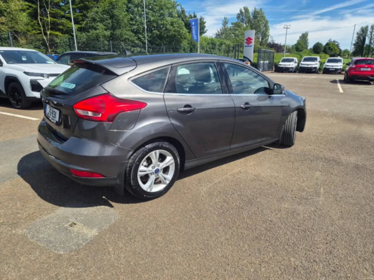 Ford Focus Zetec 1.5TD 120PS AUTOMATIC - Image 3