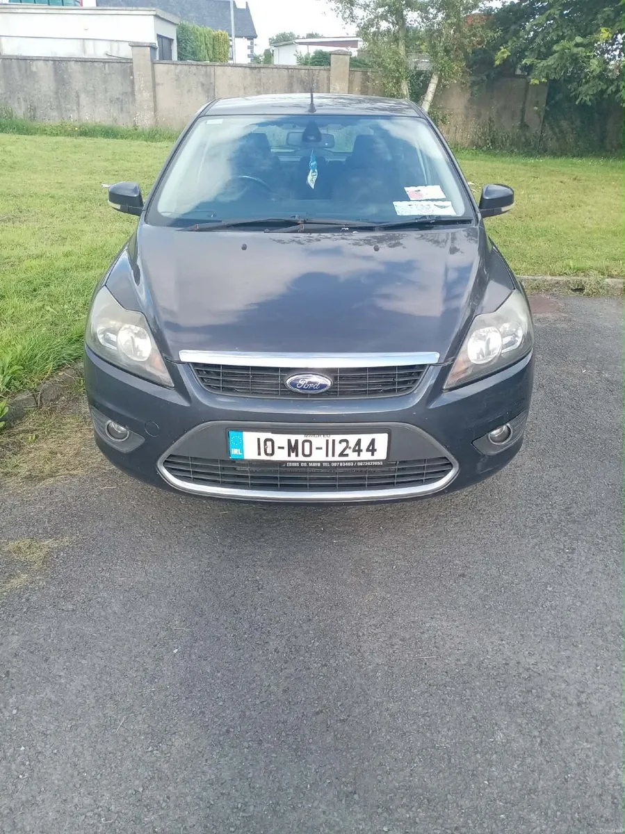 Ford Focus 2010 - Image 1