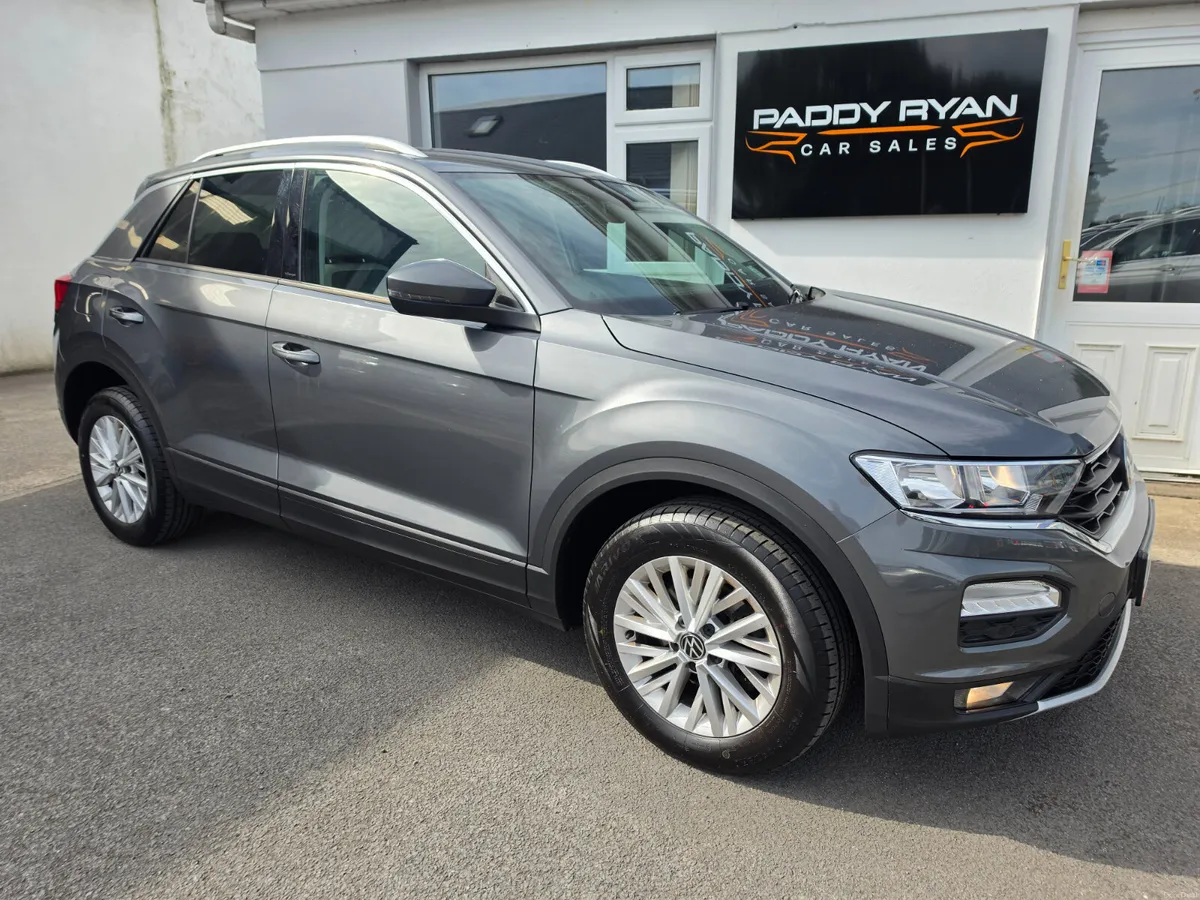 2022 Volkswagen T-Roc 2.0Tdi Design Manual 115BHP - Image 2