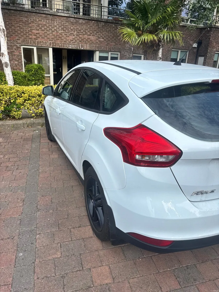 Ford Focus 2015 - Image 6