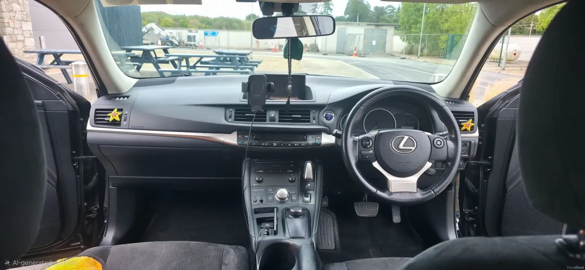 Lexus CT 2014 - Image 2