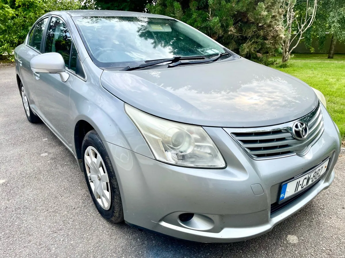 11 Toyota Avansis “ Driving 100% “ €1450 - Image 2