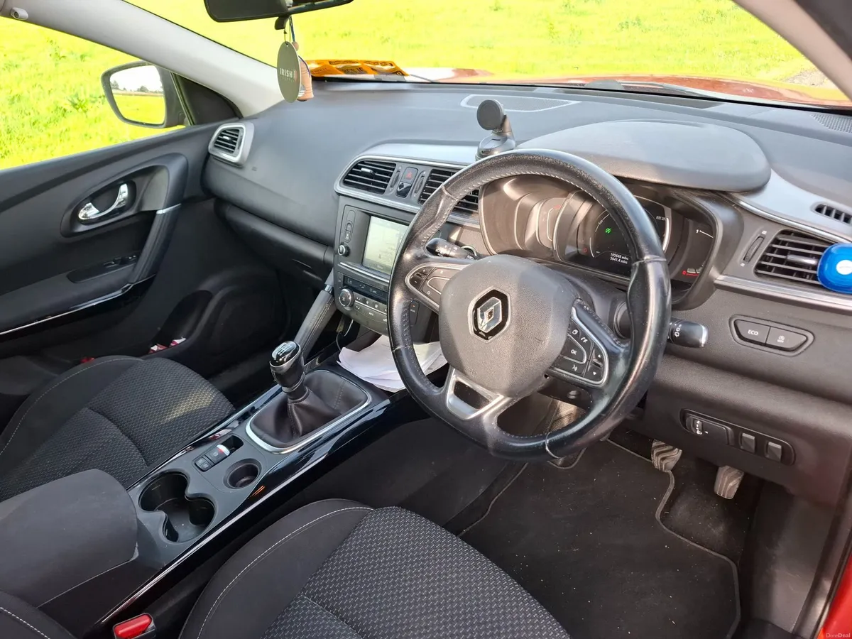 Renault Kadjar 2017 - Image 2