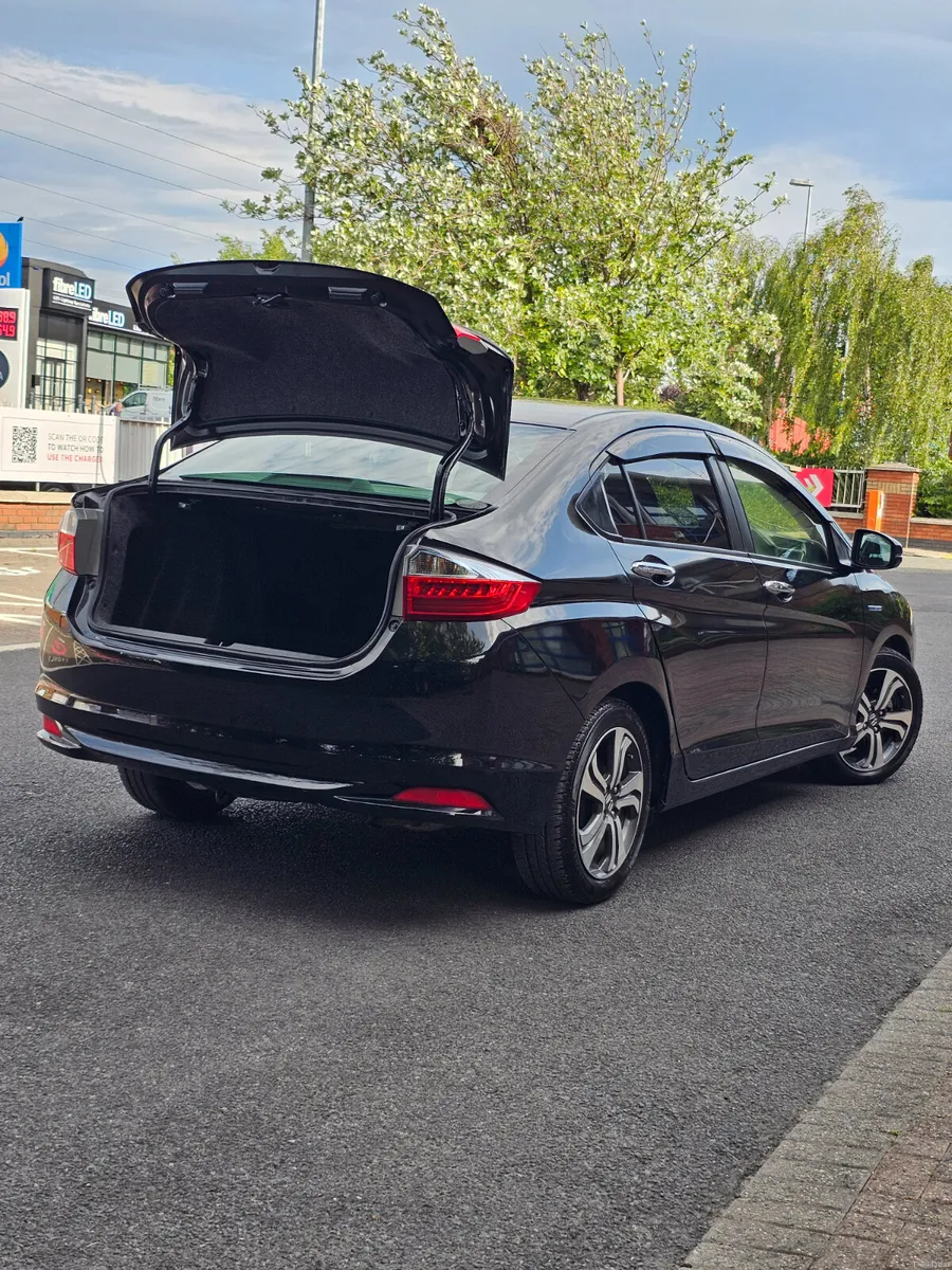 Honda Grace Hybrid 1.5 2015 - Image 5