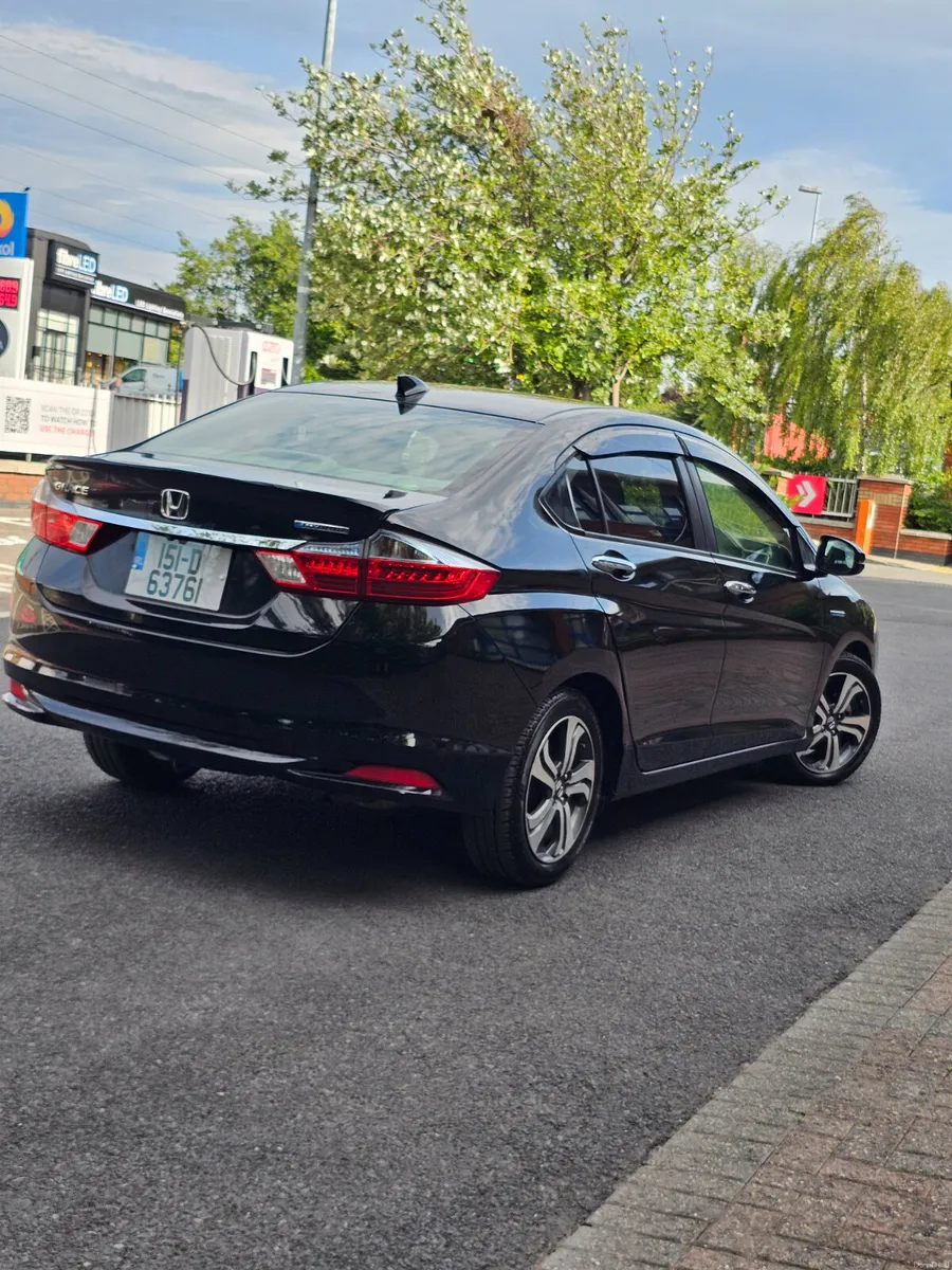 Honda Grace Hybrid 1.5 2015 - Image 6