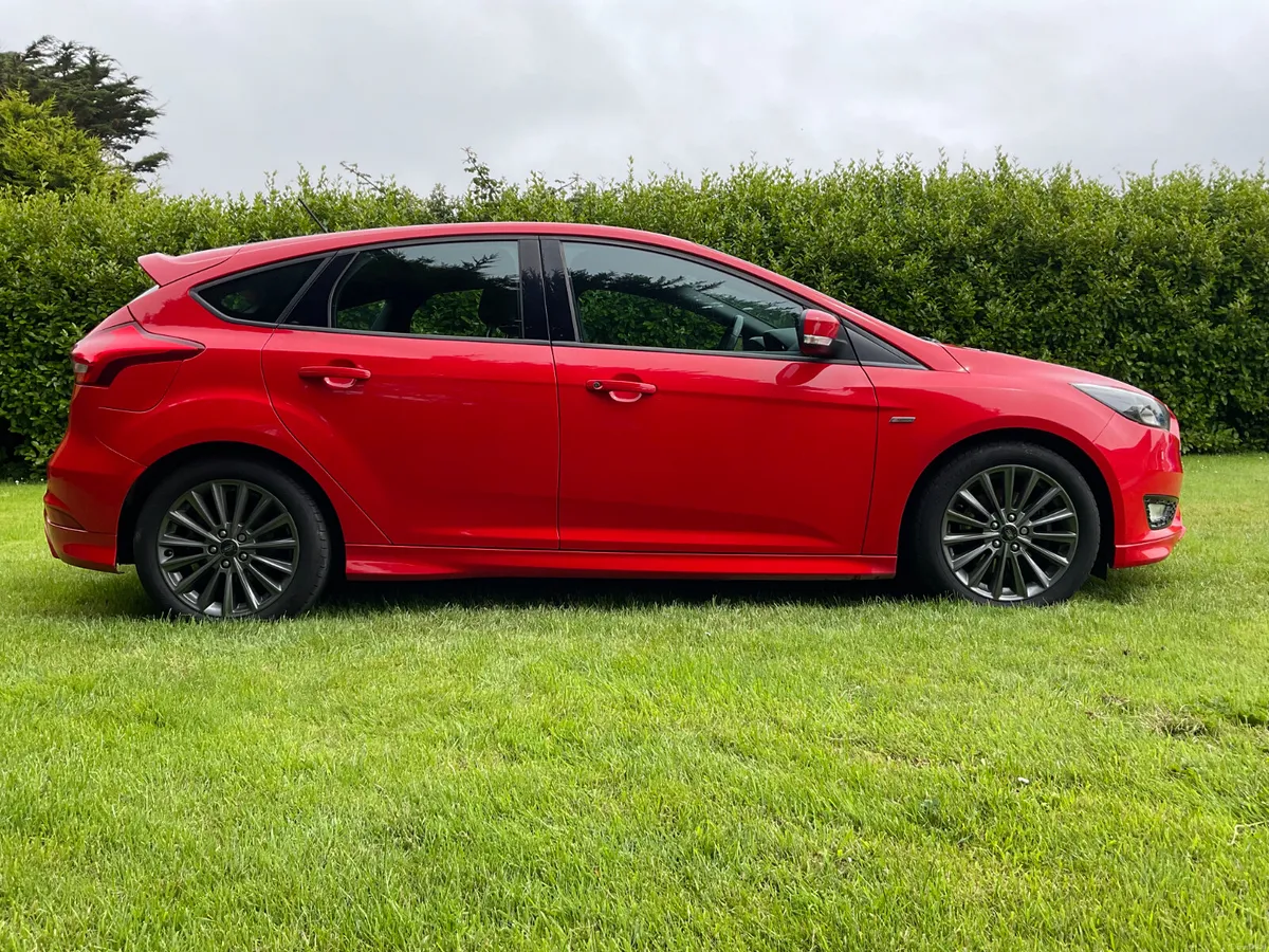 2017 Ford Focus ST-Line 1.5 Petrol *Just 60k Mls!* - Image 4