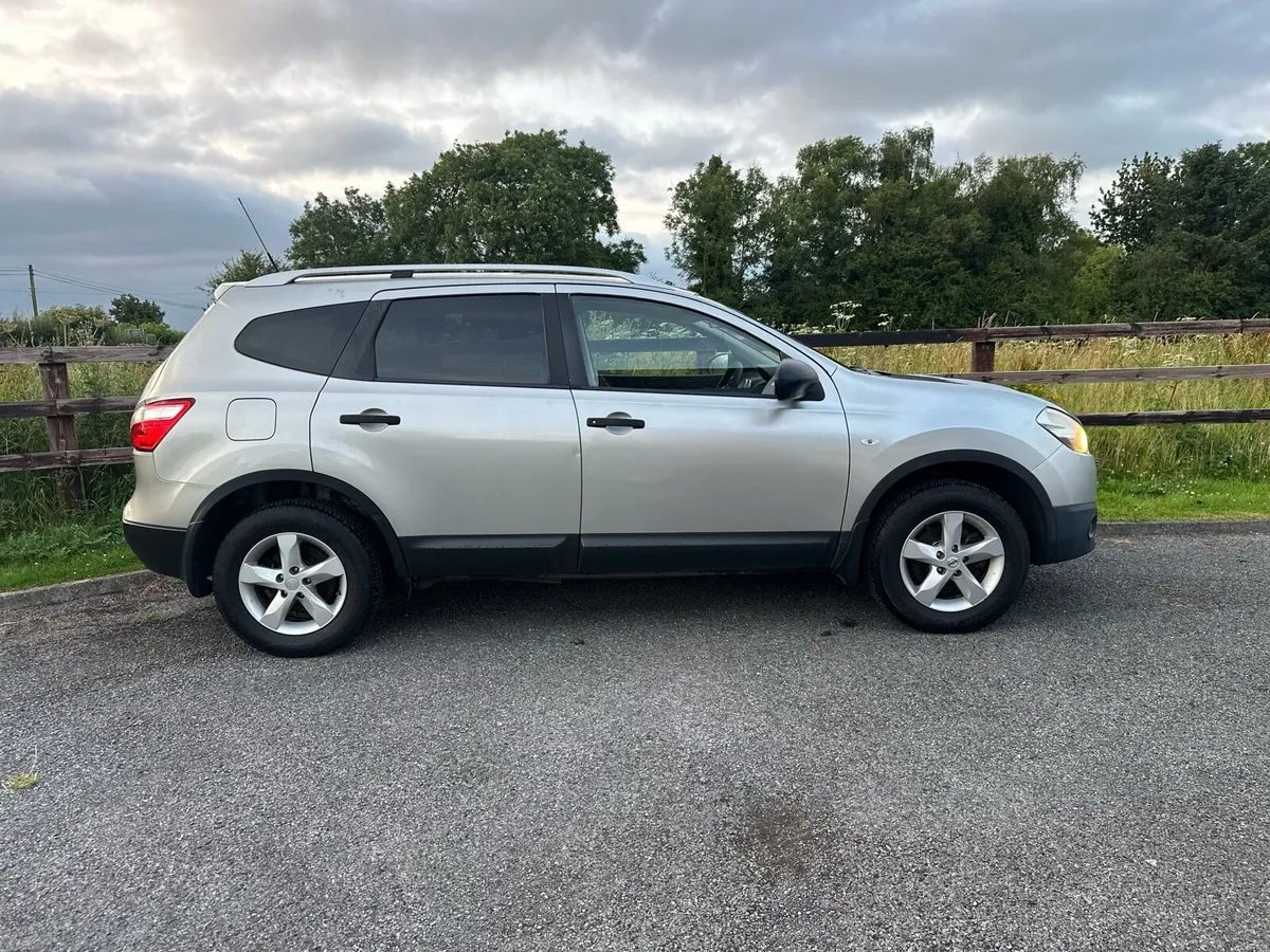 Nissan Qashqai +2 Seven seater - Image 4