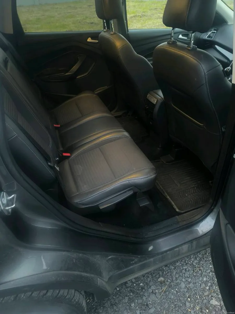 Ford Kuga - Image 3