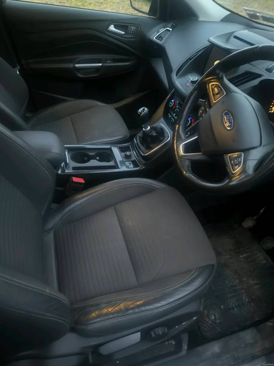 Ford Kuga - Image 5