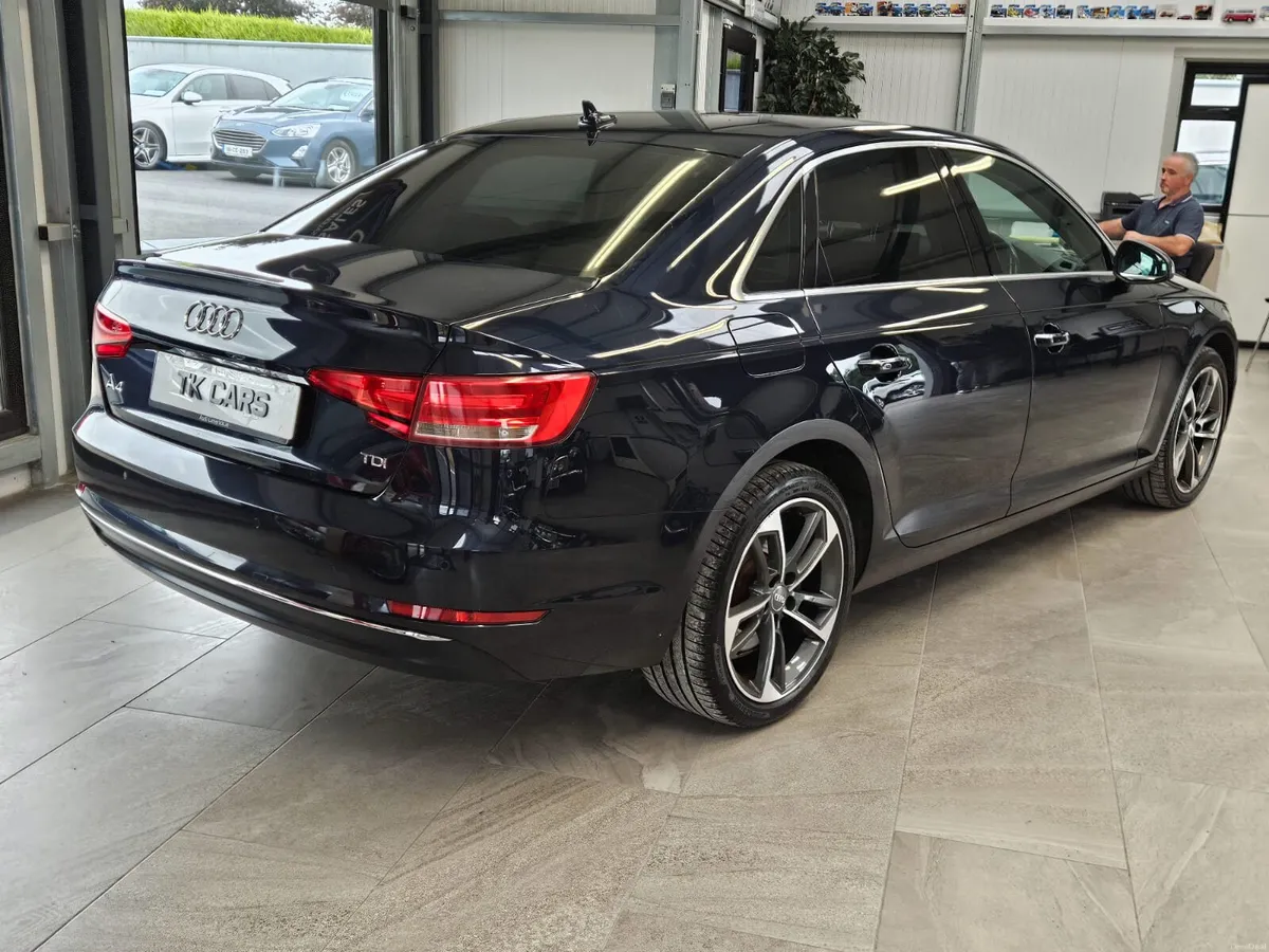 18 AUDI A4 SE PLUS 2.0 DIESEL MANUAL - Image 3