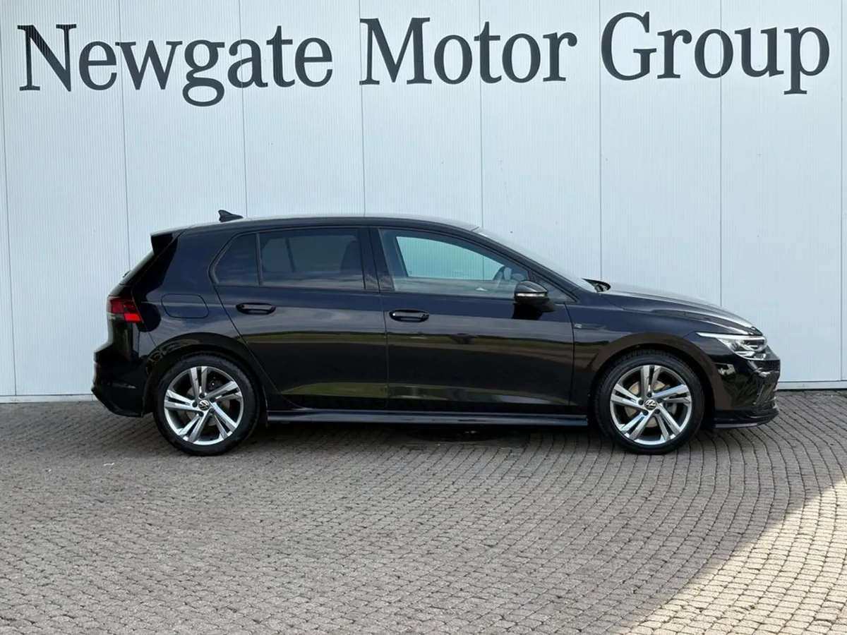 Volkswagen Golf Rline 1.5 TSI 130HP 5DR - Image 4