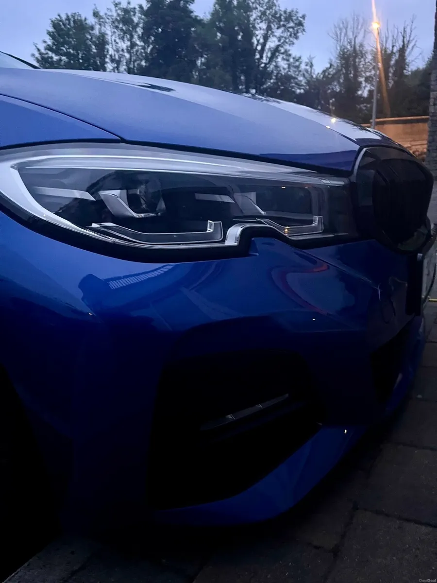 BMW 3-Series 2020 - Image 3
