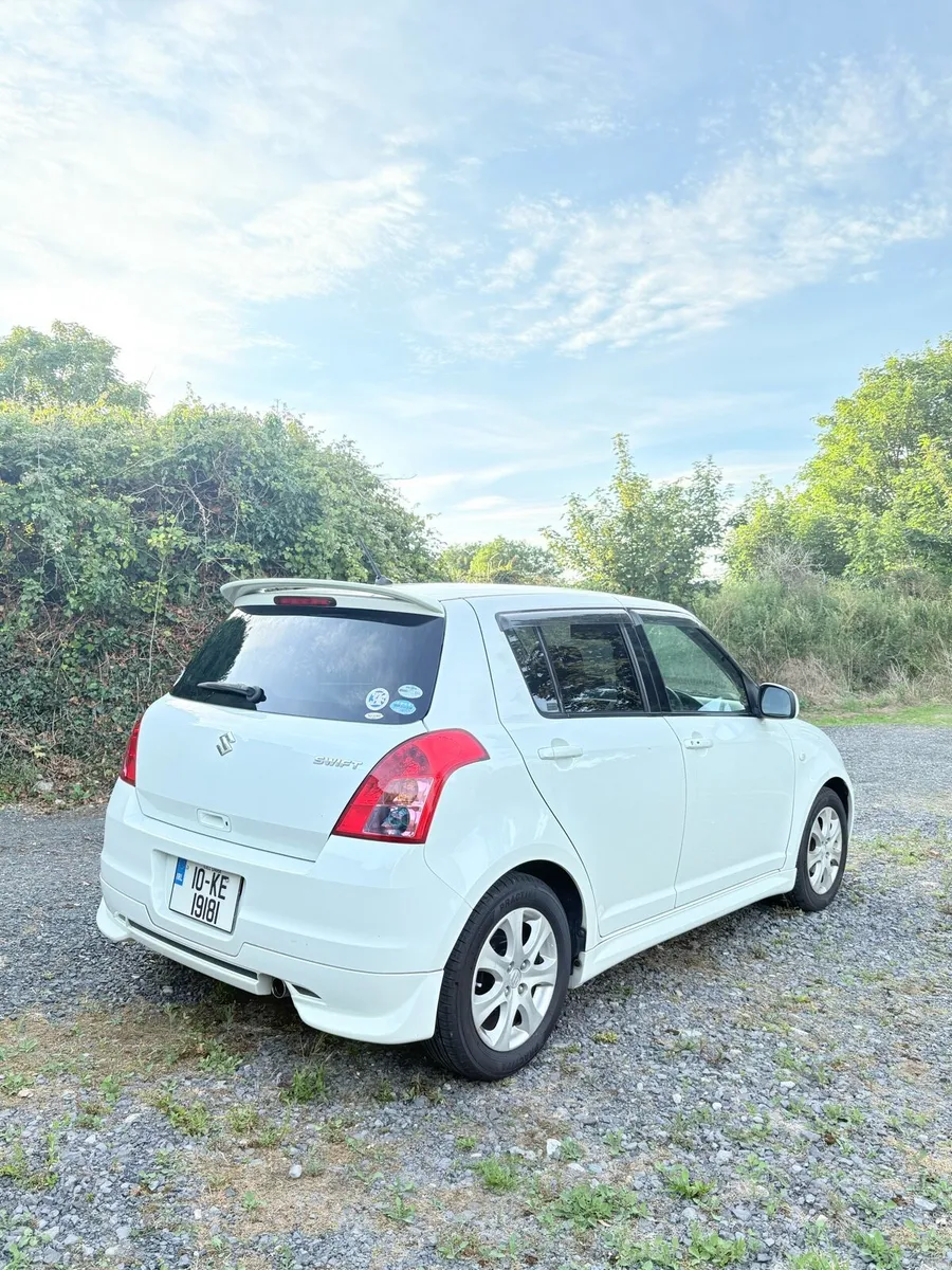 Suzuki Swift 2010 Automatic [Top spec] - Image 4