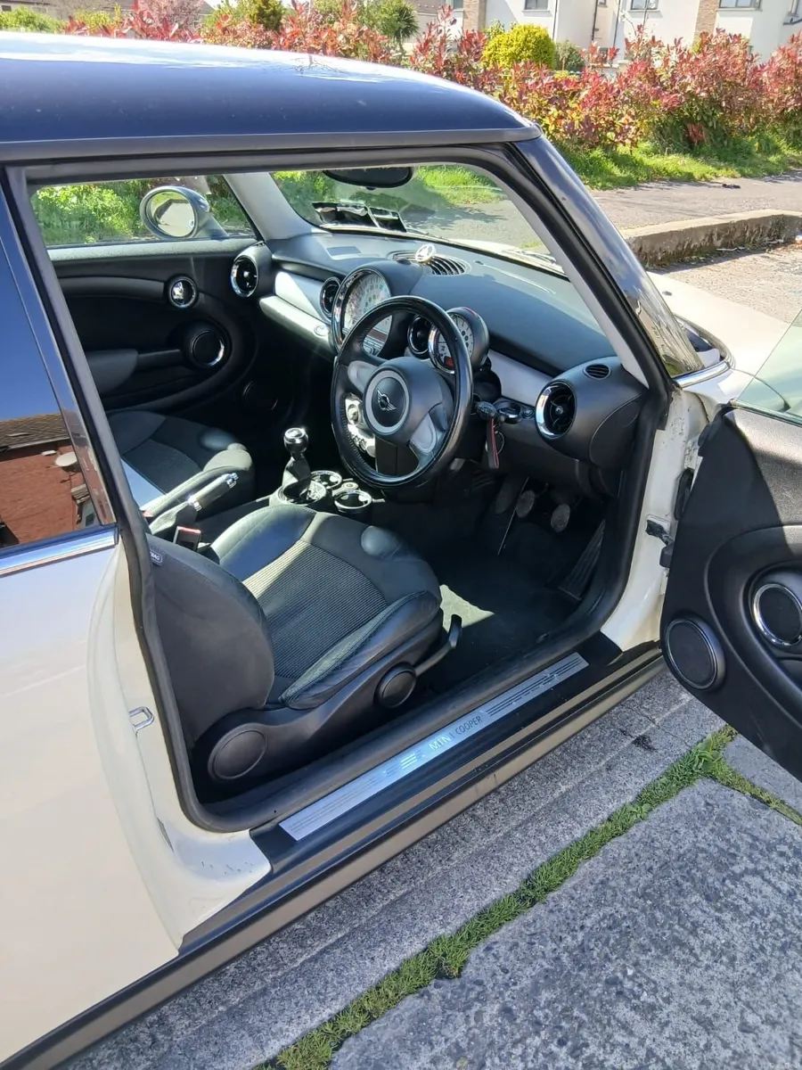 Mini Cooper 2009 - Image 3
