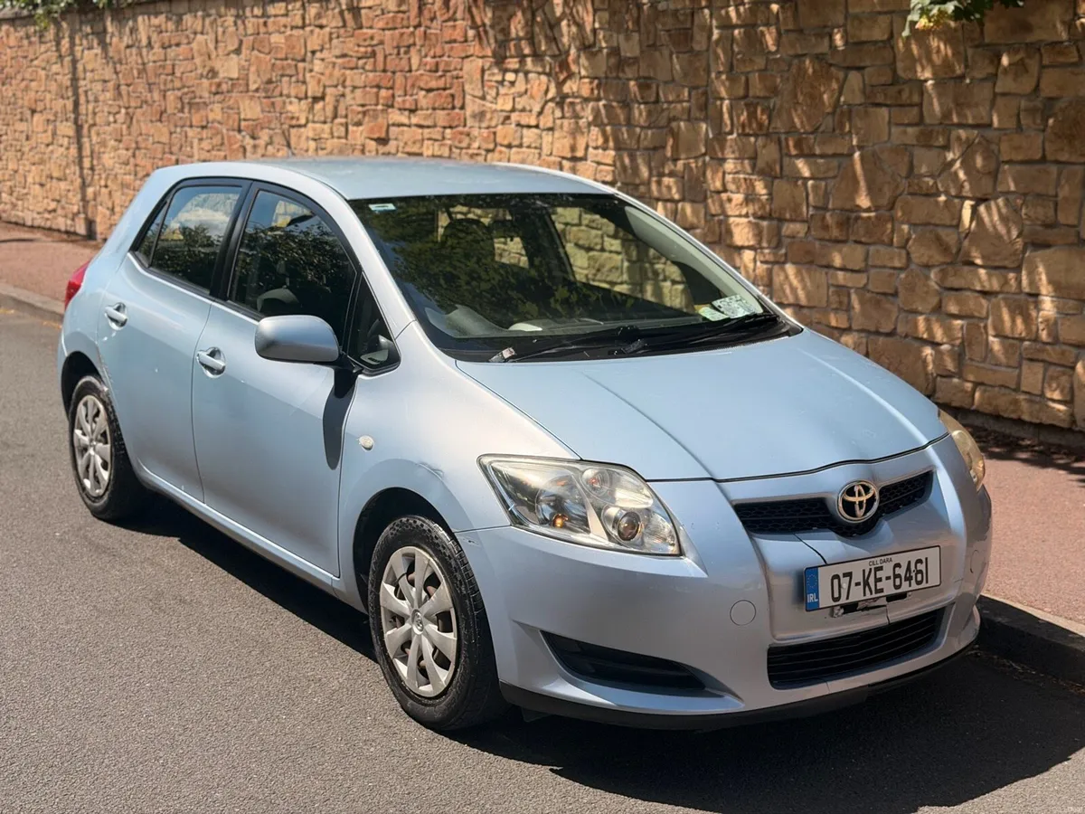 Toyota Auris 1.4L NCT 4/27 TAX 9/26 + 99.000 miles - Image 1