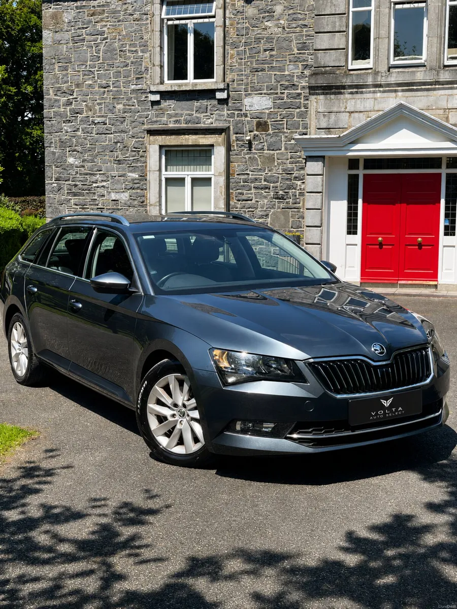 Skoda Superb 2.0 TDI Automatic DSG 2018 - Image 1