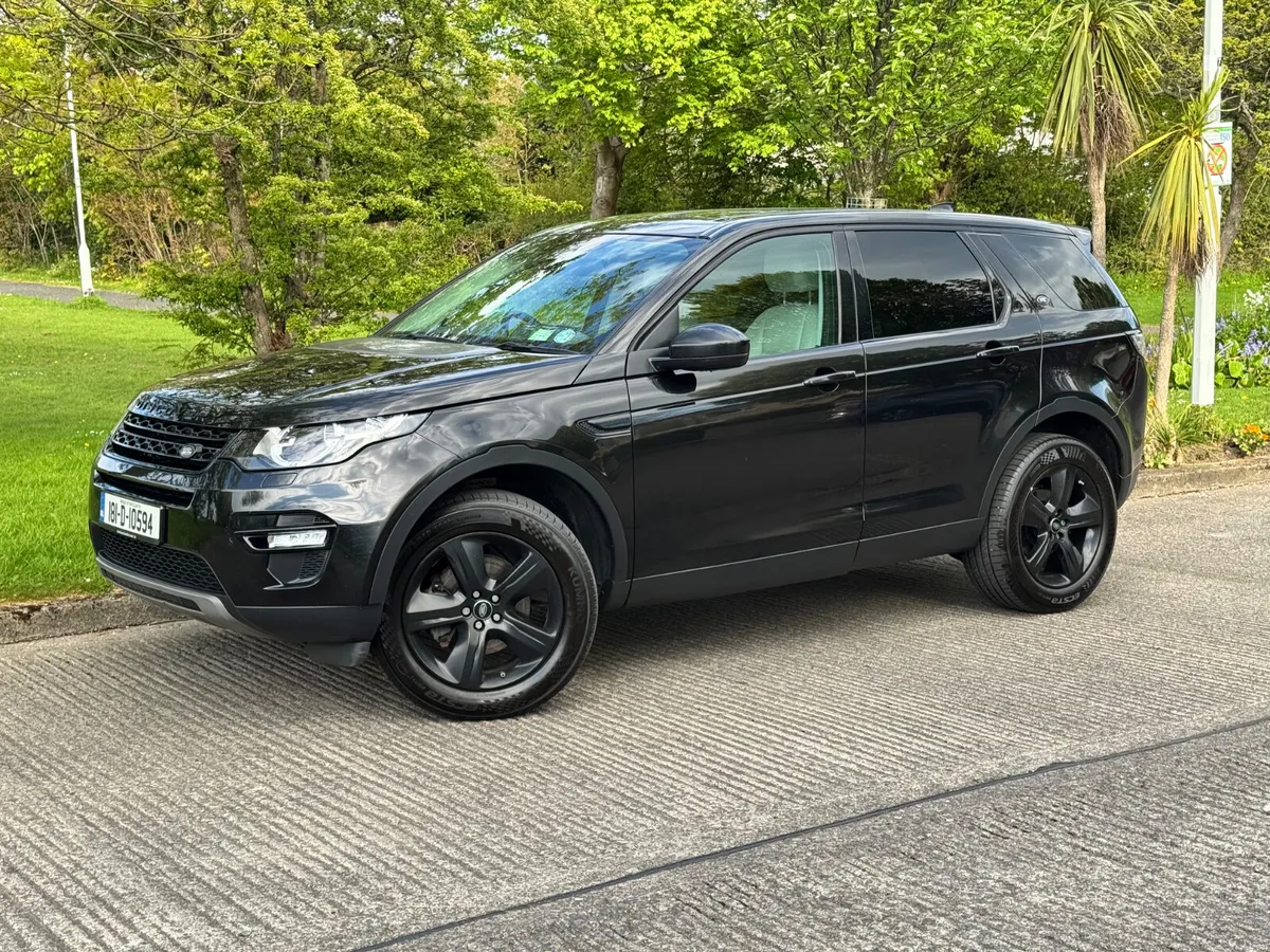 181 Land Rover Discovery Sport 2.0 Diesel  Auto - Image 2
