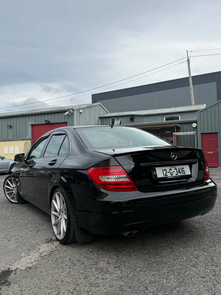 Mercedes-Benz C-Class 2012 - Image 3