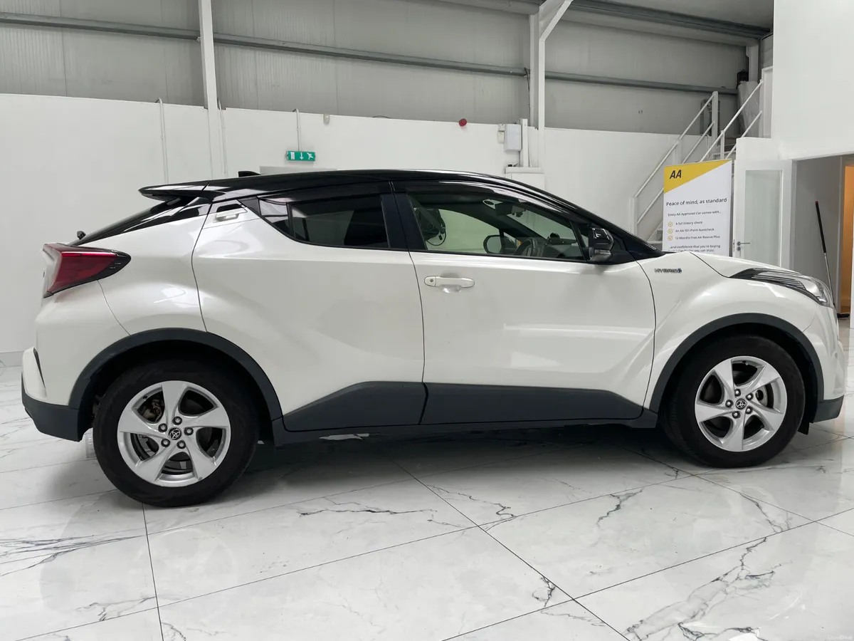 2019 Toyota C-HR 1.8 VVTI Hybrid Auto - Image 2