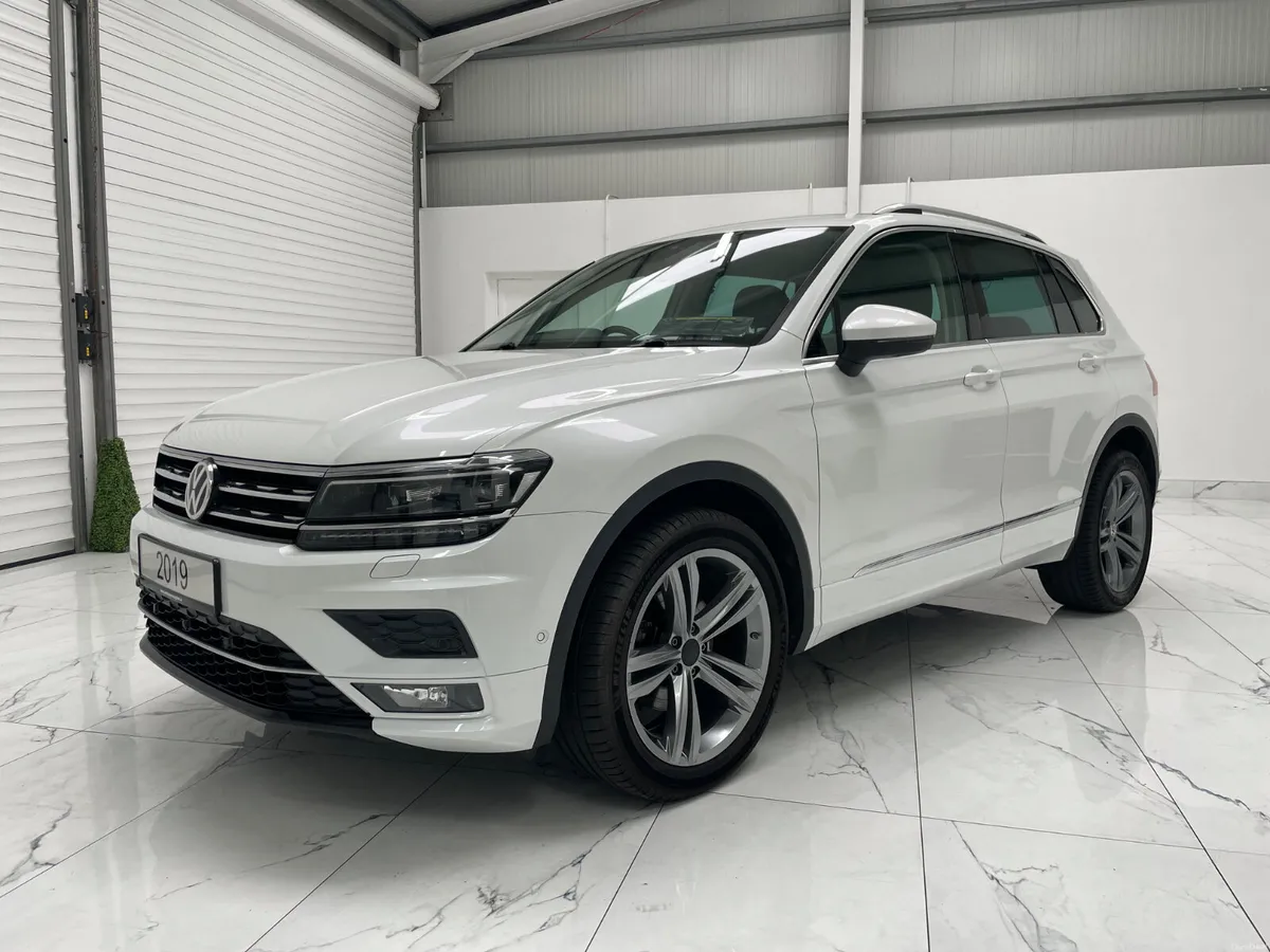 2019 Tiguan Comfortline R-Line Spec 4Motion - Image 6