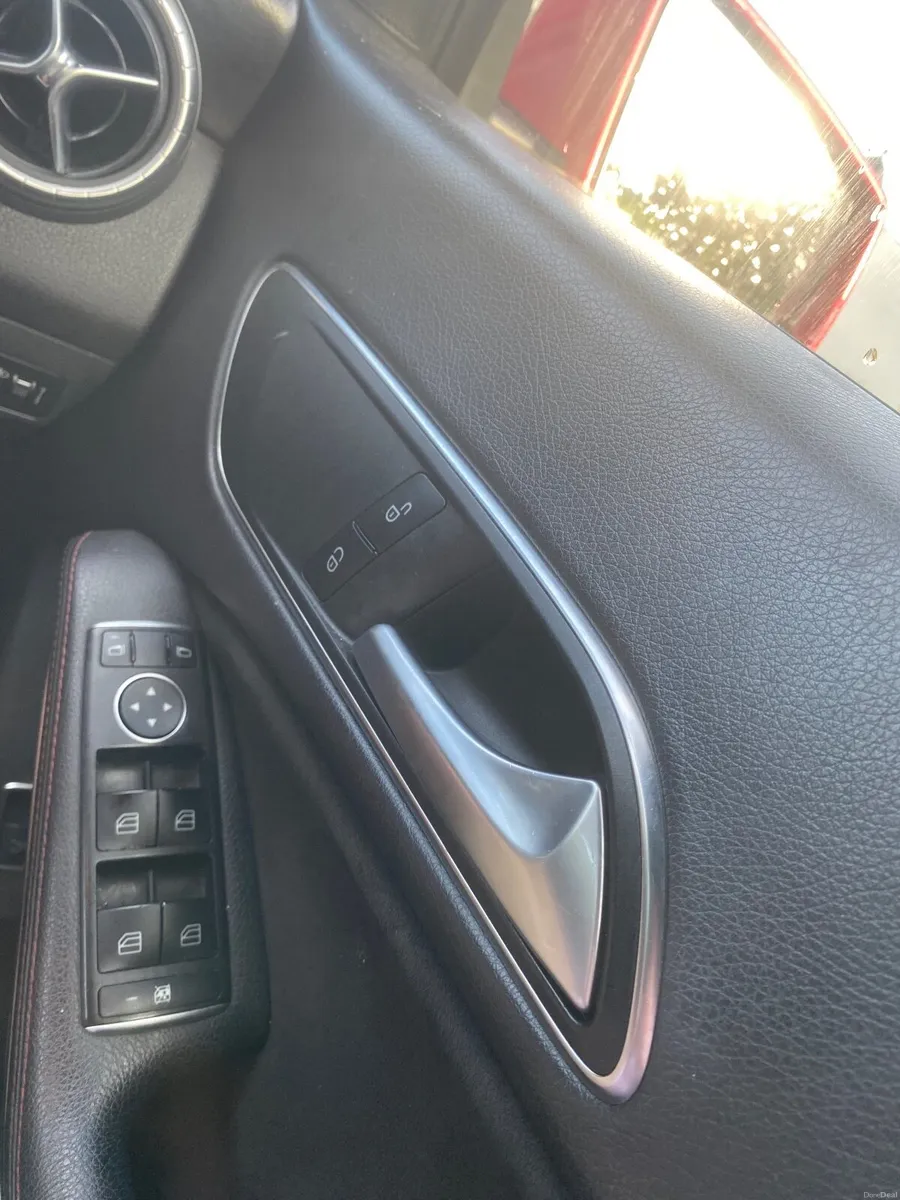 Mercedes-Benz CLA 2018 - Image 2