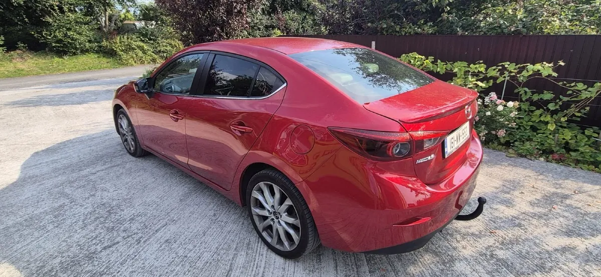 Mazda3 2016 1.5 Diesel €4000 - Image 1