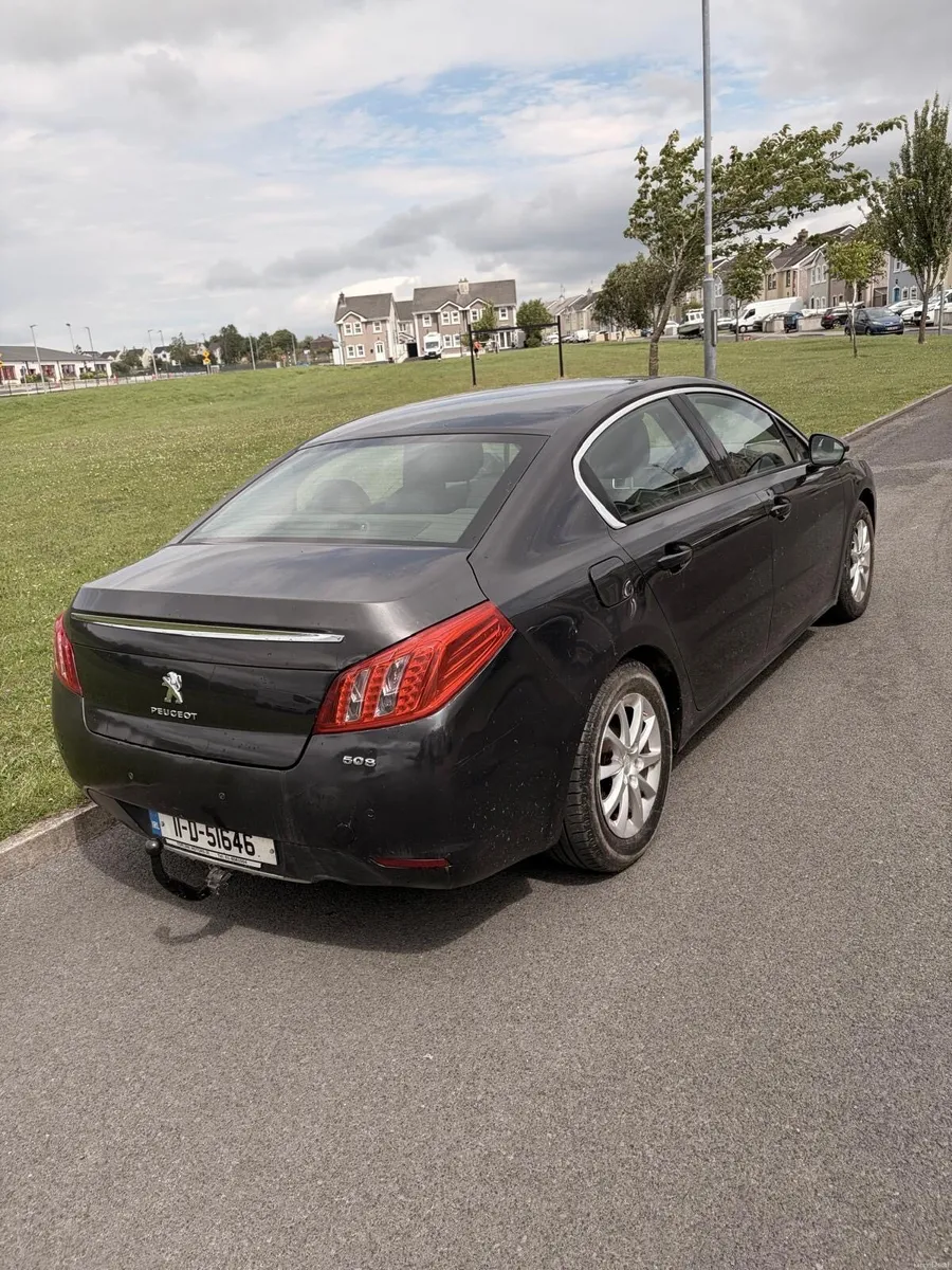 Peugeot 5008 Manual - Image 4