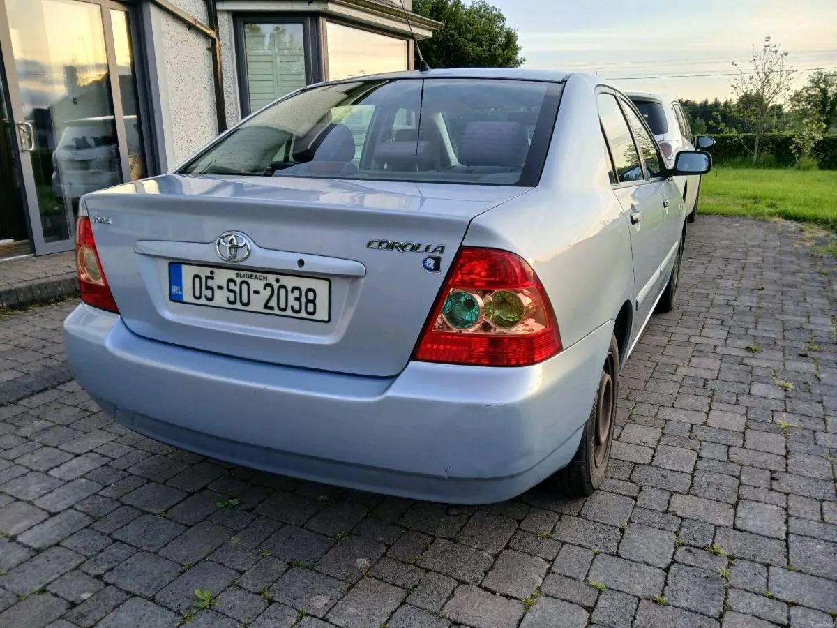 Toyota Corolla - Image 4