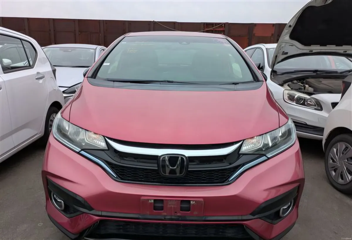 2018 Honda Fit Hybrid TOP SPEC Arriving in August - Image 2