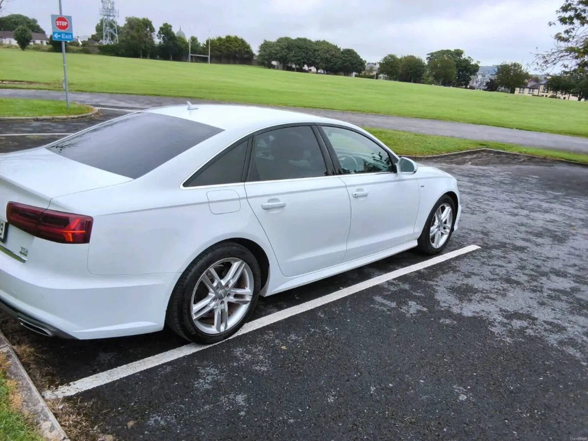Car - Image 1