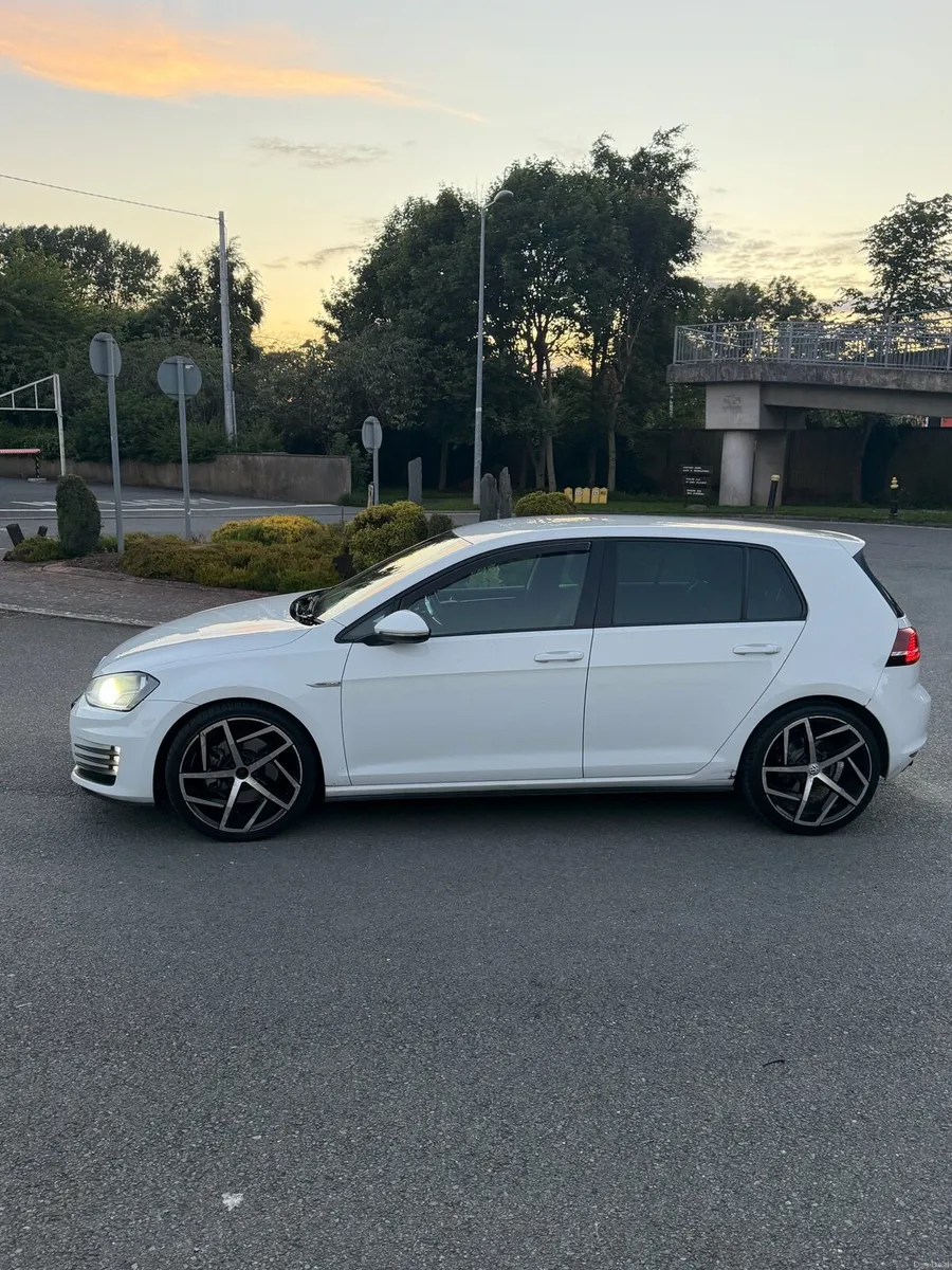 Golf - Image 1