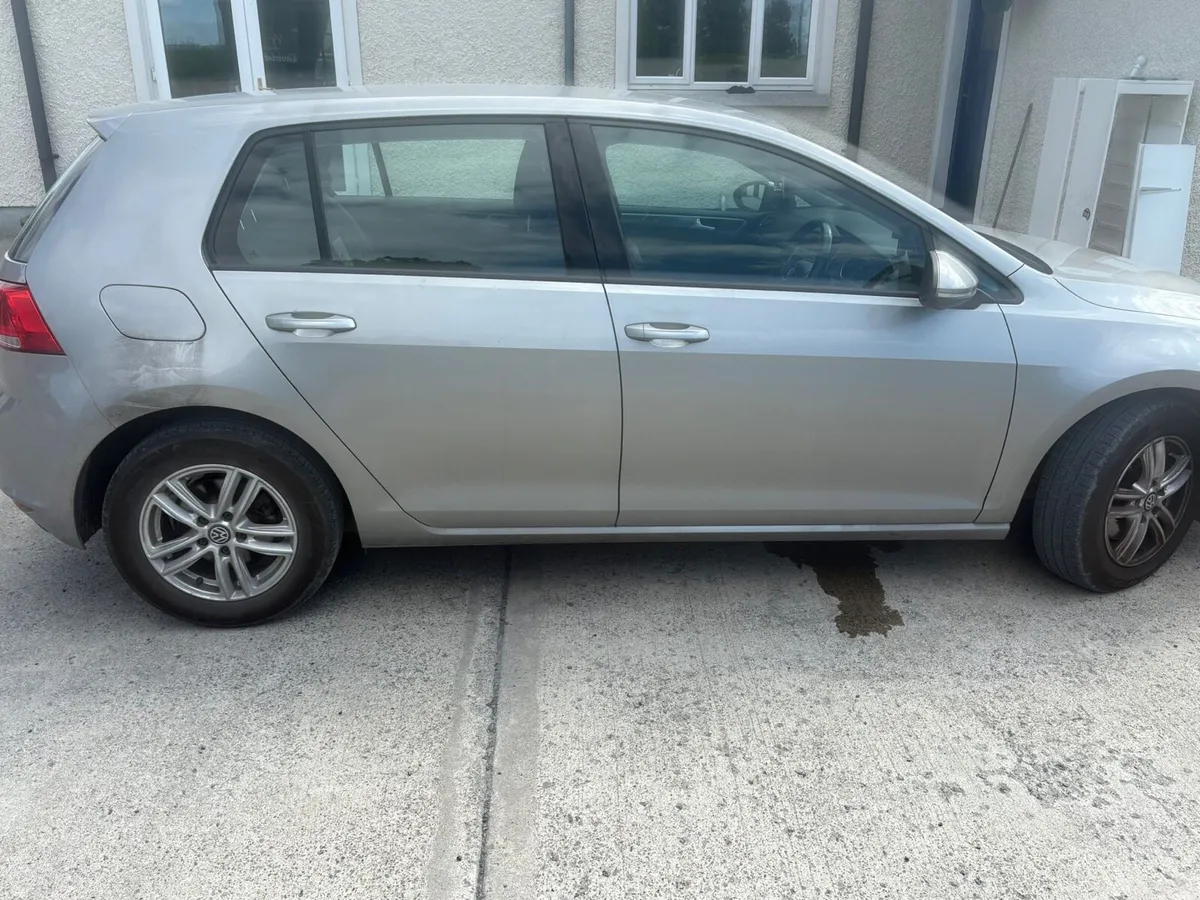 152 Volkswagen Golf 1.6L Diesel - Image 4