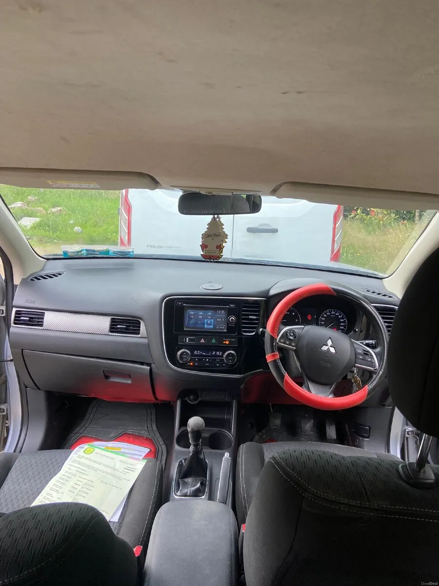 Mitsubishi Outlander 2015 - Image 6