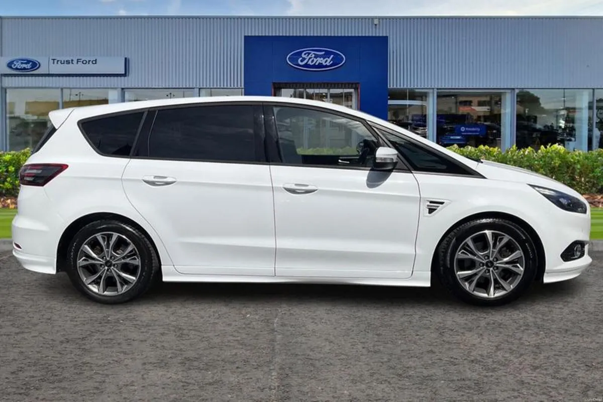 Ford S-Max ST-Line - Image 3