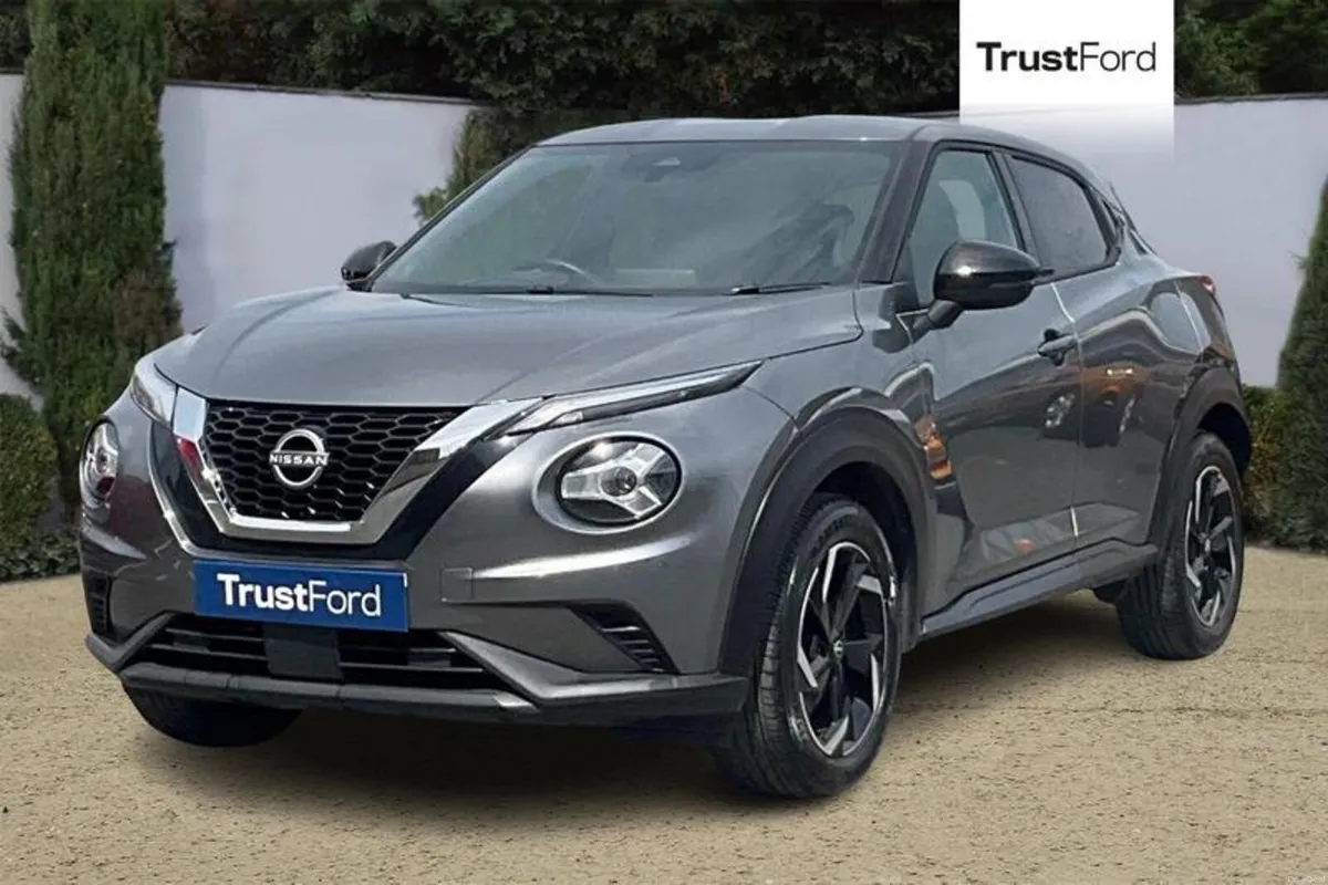 Nissan Juke 1.0 DiG-T 114 N-Connecta 5dr**REAR CAM - Image 5