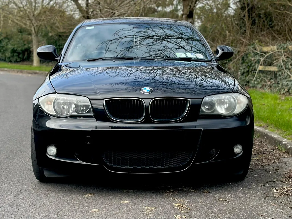 BMW 1 Series M Sport AUTO 118d - Image 1