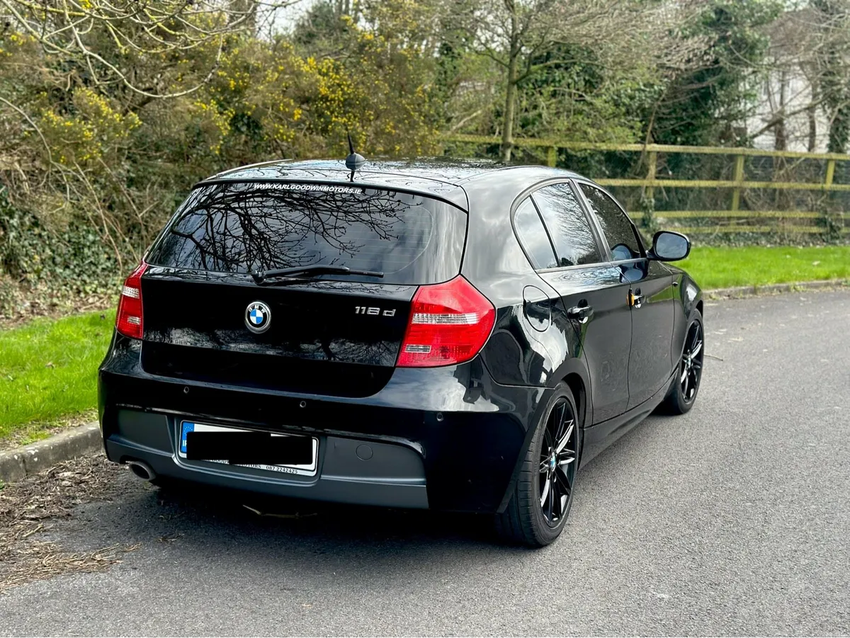 BMW 1 Series M Sport AUTO 118d - Image 4