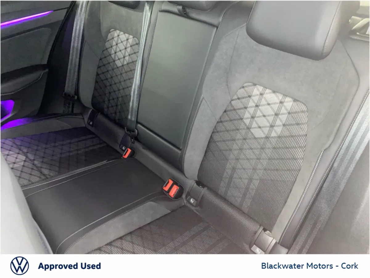 Volkswagen Golf 2.0TDI 150BHP 5DR R-LINE AUTOMATIC - Image 1