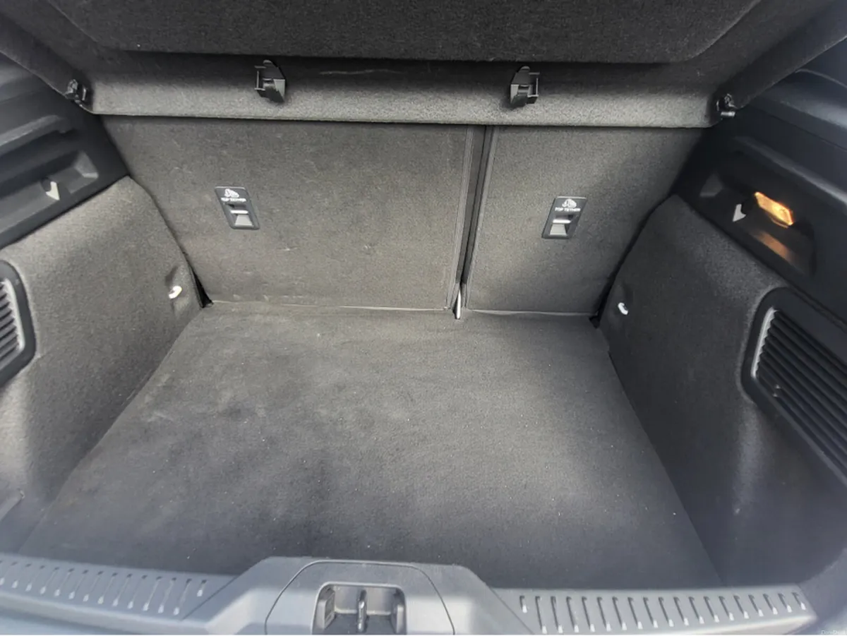 Ford Focus ST-LINE EDITION 5DR 1.0T1 1.0T125 MHE - Image 6