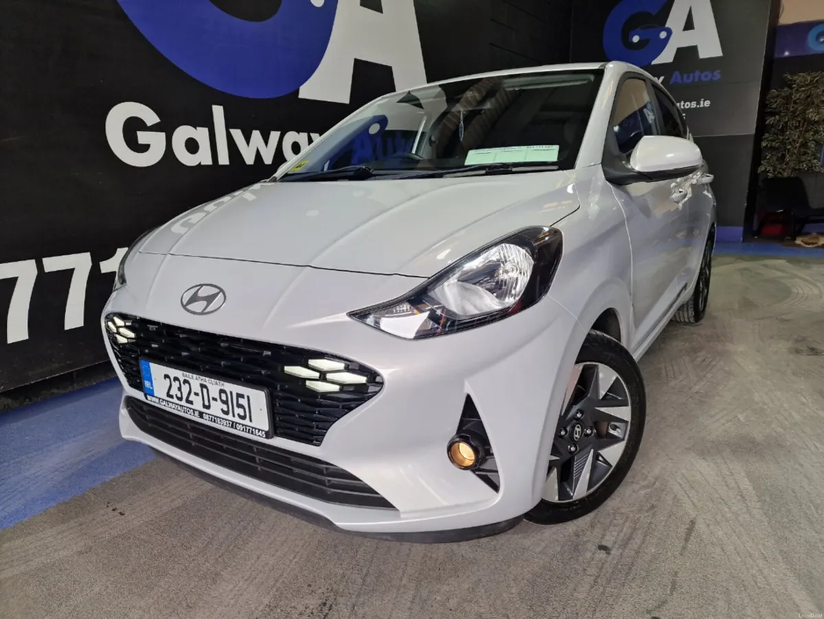 Hyundai i10 DELUXE 1.0 ** REVERSING CAMERA, CRUISE - Image 1