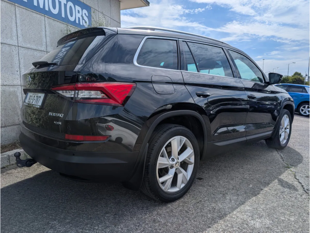 Skoda Kodiaq STYLE 4WD 2.0 AUTOMATIC DIESEL//REVER - Image 6