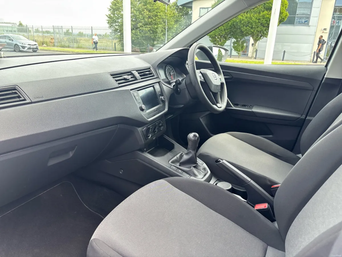 SEAT Arona 1.0 TSI 95BHP S 5DR - Image 3