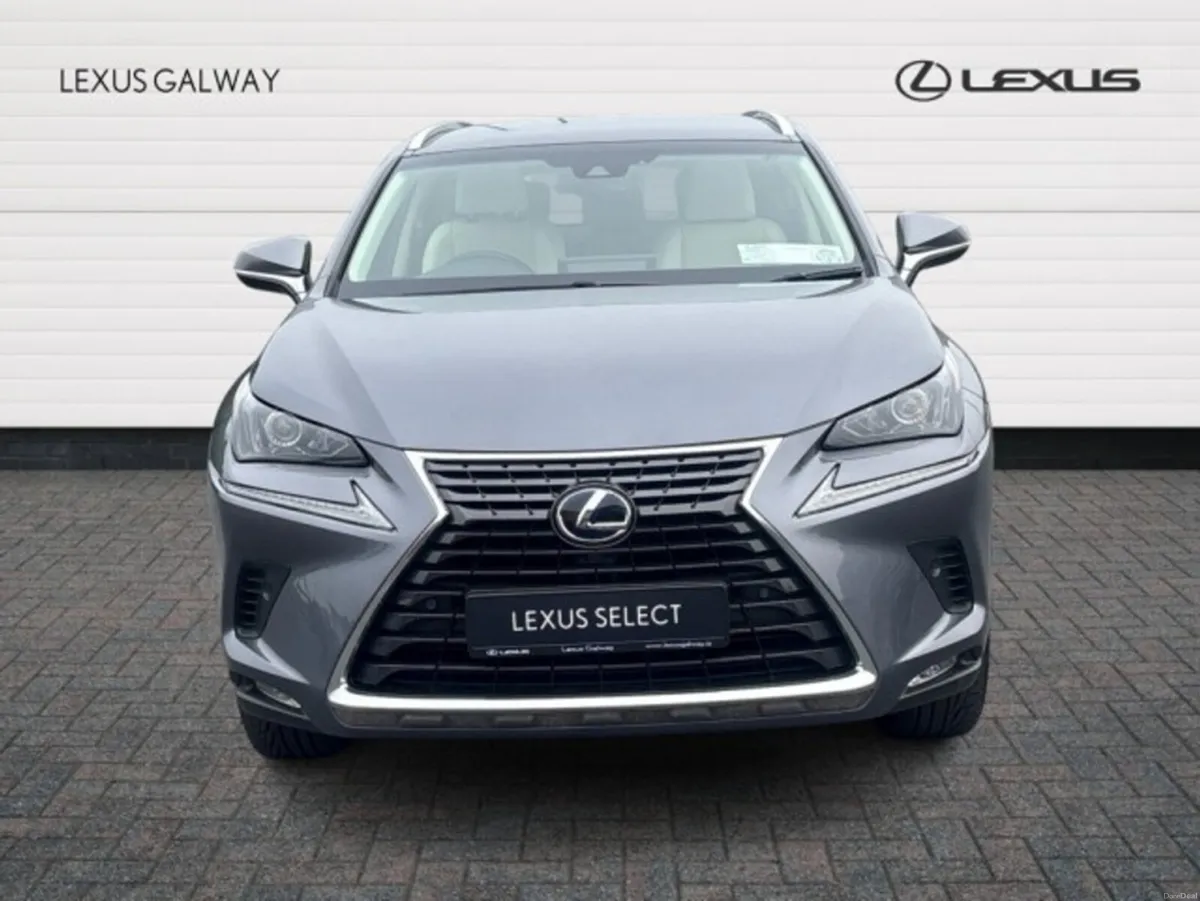 Lexus NX FWD Executive Carplay // Heated Mirrors / - Image 4